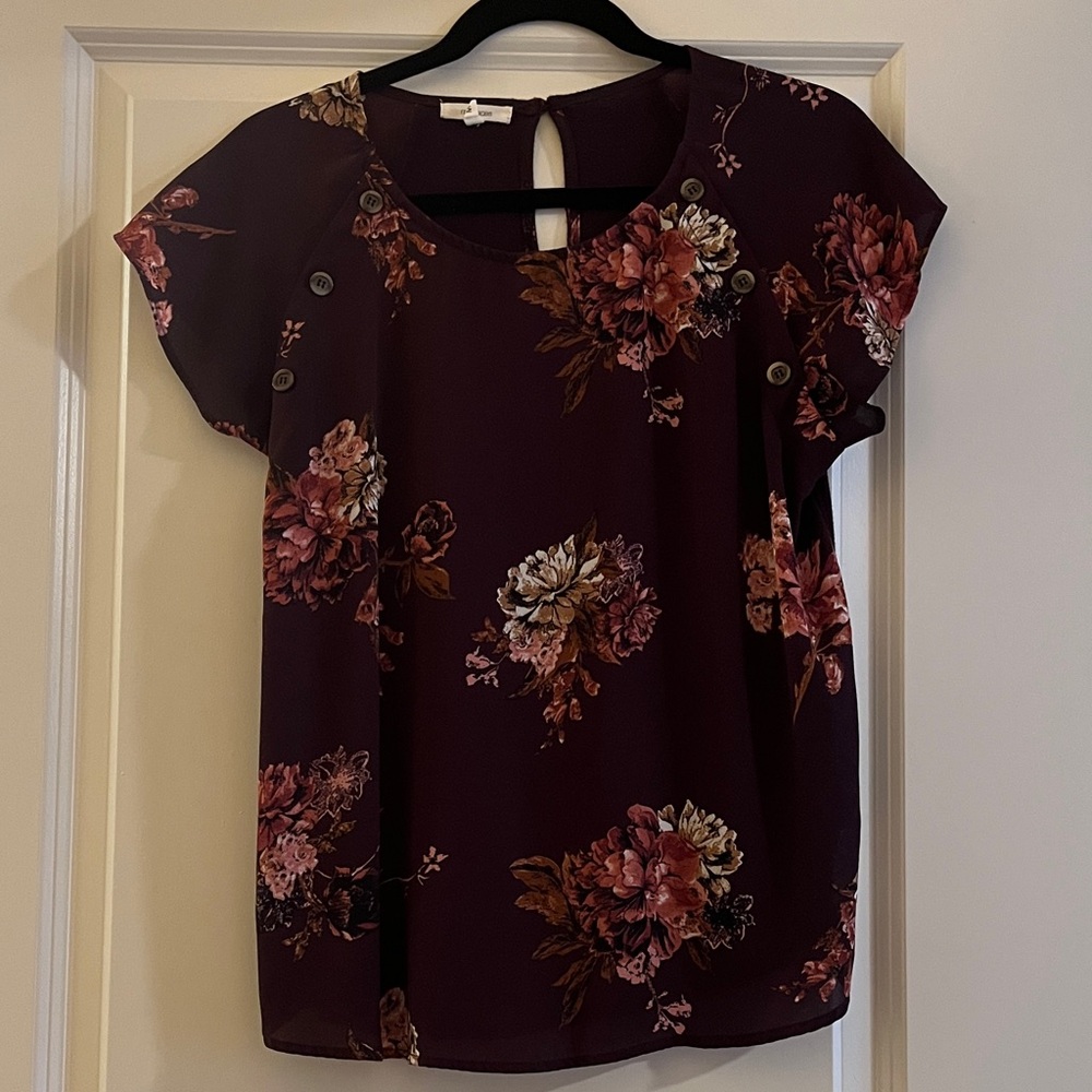 Maurices Red and Pink Blouse with Short Sleeves